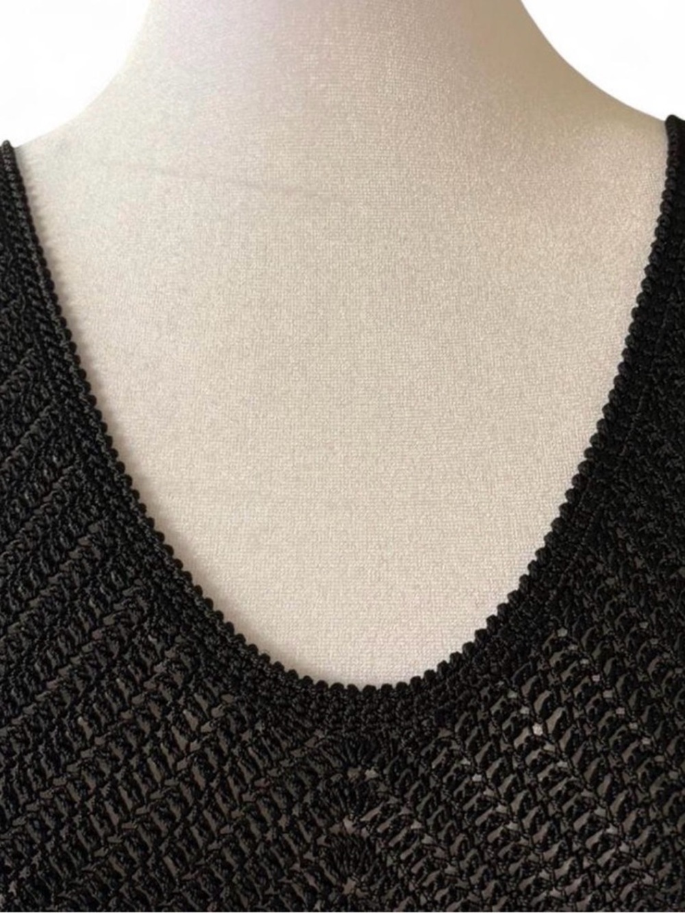 Cache Chic Black Knit Tank Top - Picture 4 of 9